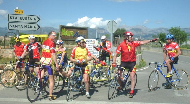 Carrefour ! la plaine ou la Montagne dans le fond ?